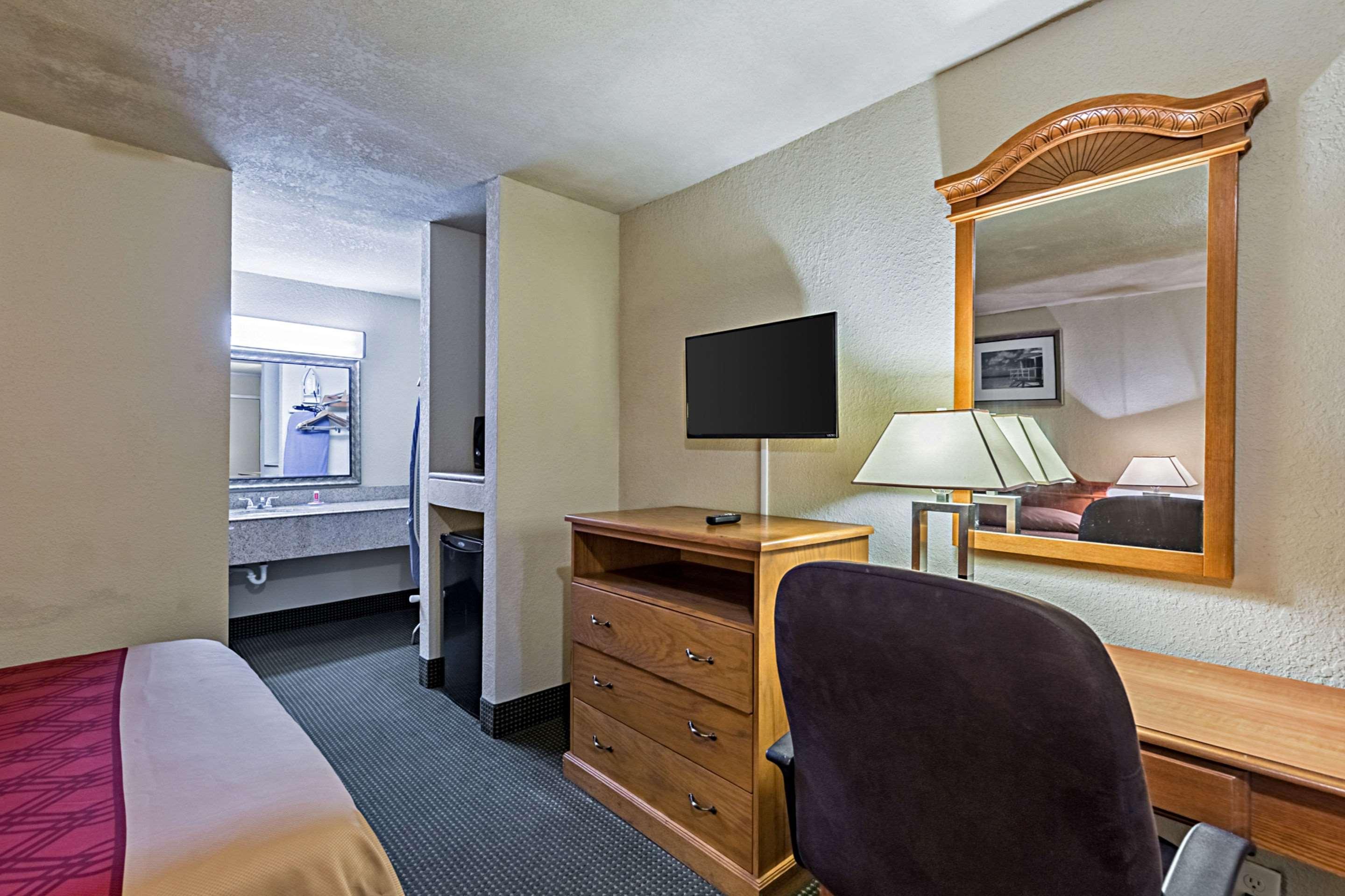 Econo Lodge Baytown Zewnętrze zdjęcie