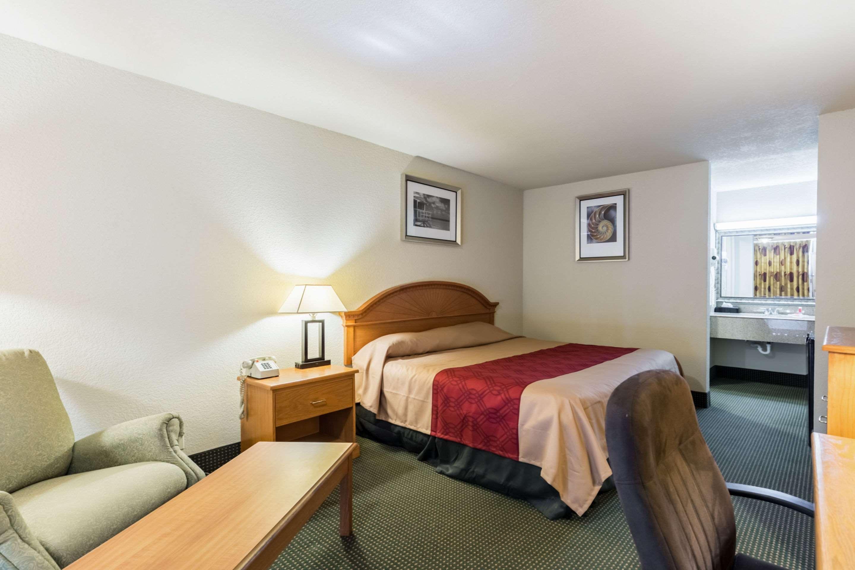 Econo Lodge Baytown Zewnętrze zdjęcie